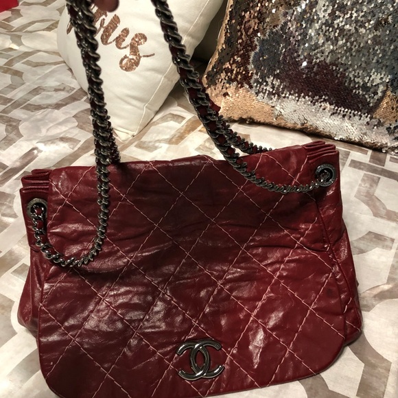 100% Authentic Red Chanel Satchel/Crossbody - Picture 9 of 9